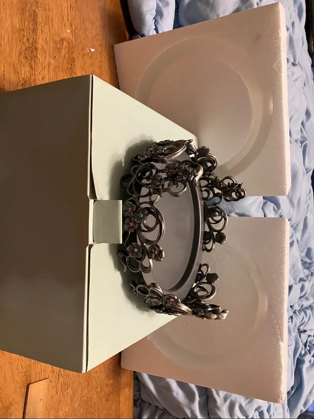 New in box Partylites metal n crystals 8” circle.  3 candle holder